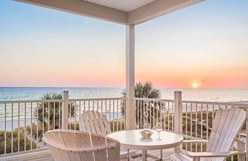 Panama City Beach House | “A Sight to Sea”. Beach-front home w/private pool