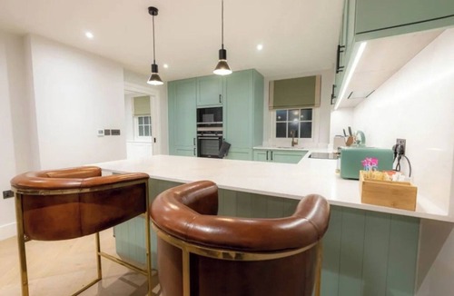 Spitalfields House | A Slick House Trendy Spitafields