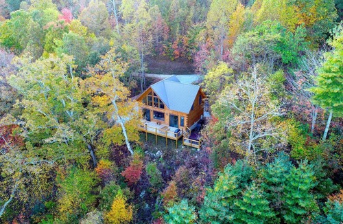 Almond Cabin | A Slipper Slope mountain cabin
