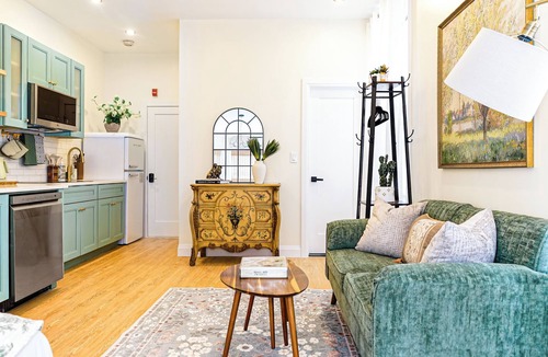 Logan Square Apartment | A Slow Morning in a Parisian Studio