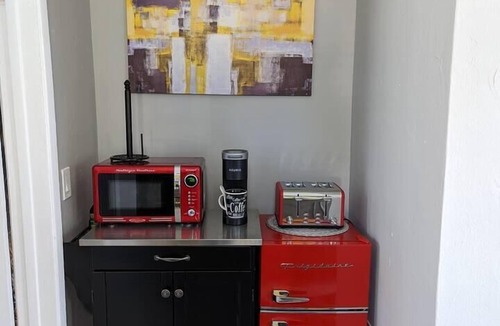 Edgewood Apartment | #A Small Studio with Private Patio & Shared Pool