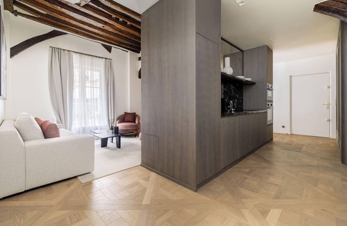 Saint-Thomas-d'Aquin Apartment | A Sophisticated 3-BR/2BA with Services - Saint‑Germain‑des‑Prés