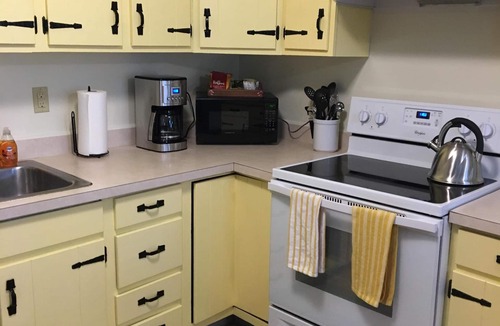 Burdett Apartment | A spacious, airy & comfortable two bedroom getaway rental located in the FLX