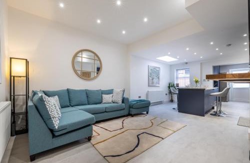 Borehamwood House | A spacious and modern 4Bedroom house