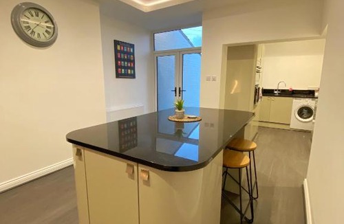 Blackburn Villa | A spacious & modern 3-bed home