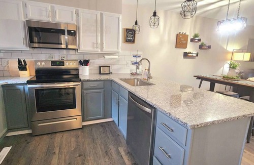 Newton House | A Spacious Townhome in Newton - Unit C