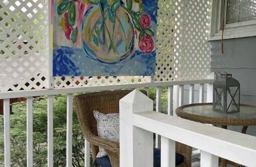 Lewisburg Cottage | A special cottage close to EVERYTHING!
