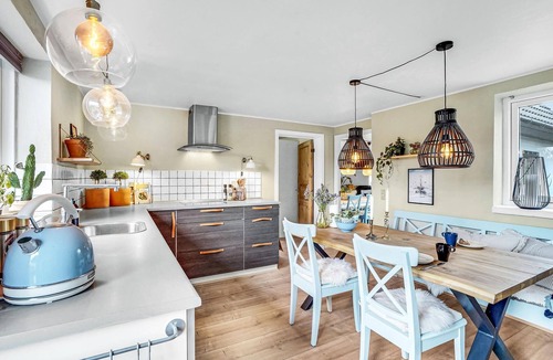 Thisted House | A special domicile with a large garden and cultivated atmosphere.