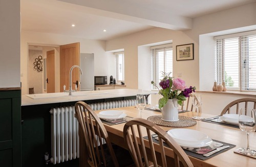 Moreton-in-Marsh Cottage | A spectacular barn conversion - Highgate