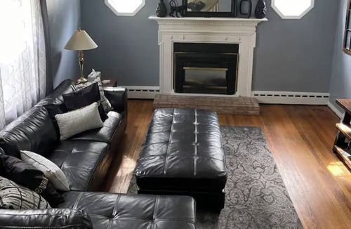 Dryden House | A Splash of Charm