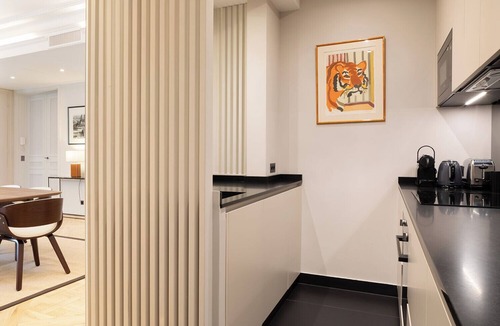 Saint-Thomas-d'Aquin Apartment | A Splendide 3-BR/3BA close to Le Bon Marché - Saint-Germain