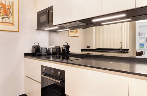 Saint-Thomas-d'Aquin Apartment | A Splendide 3-BR/3BA close to Le Bon Marché - Saint-Germain