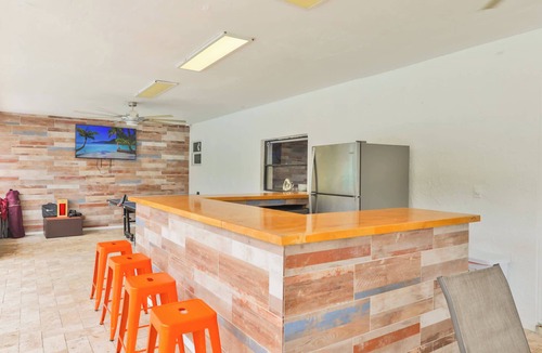 Hallandale Beach House | A star is born