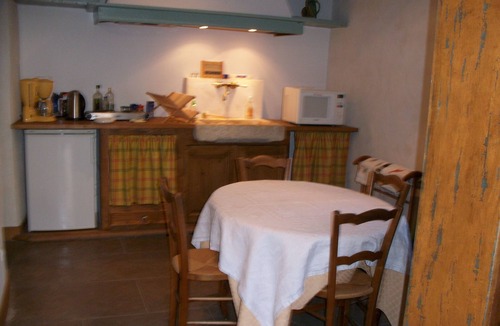 Fabregues Apartment | A stay at the Templar Commandery