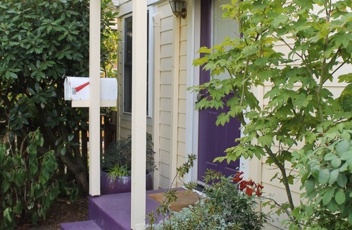 West Eugene House | A Step Away From Downtown- Quiet, Light, and Clean