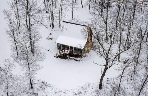 Ponca Cabin | A Still Point Cabin- Cozy and Perfect