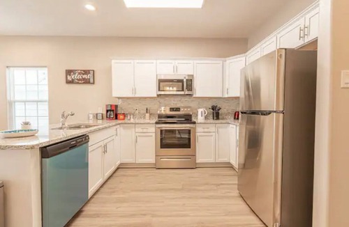 Montgomery House | A Stone's Throw Bungalow Minutes from Lake Conroe