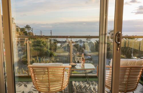 Downderry House | A Stone's Throw