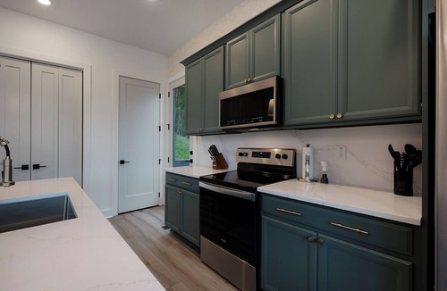 Waleska Cabin | A Stoney Marina - Lake Arrowhead