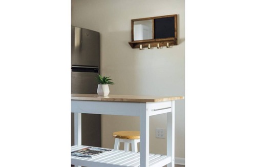 Ewing Apartment | A+ Studio | Prof. Cleaned + Sanitized + Discounts