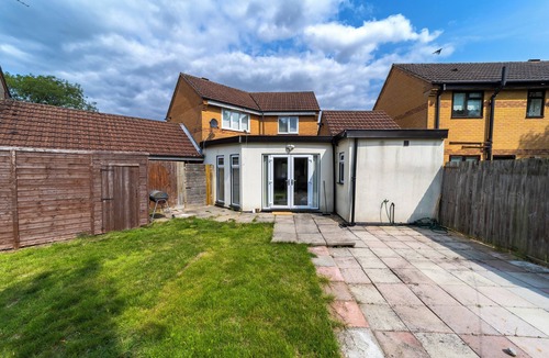 Oadby House | A stunning Four Bed House in Posh Oadby, Leicester