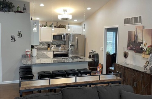 Hermann House | A Stunning Home, newly constructed & furnished