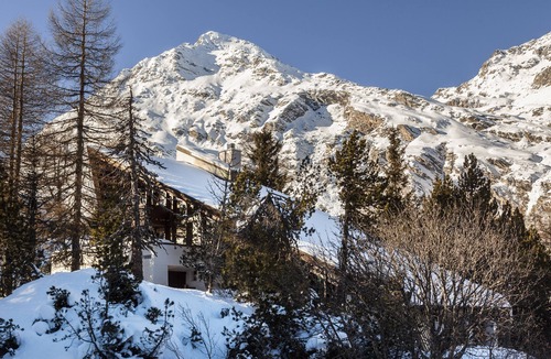 Maloja Ski Chalet | A stunning newly redeveloped mountain chalet near St. Moritz