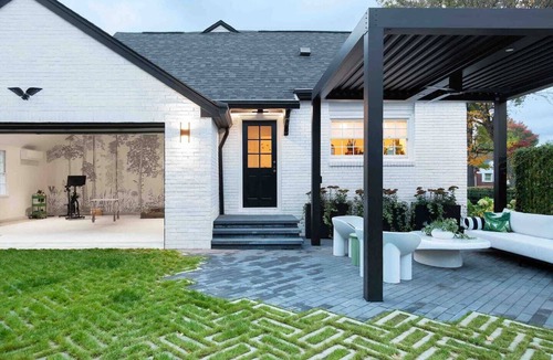 Indianapolis House | A stylish and charming retreat in a beautiful 1924 Bungalow in the heart of Butler-Tarkington - Pet Friendly.