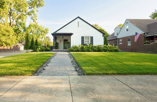 Indianapolis House | A stylish and charming retreat in a beautiful 1924 Bungalow in the heart of Butler-Tarkington - Pet Friendly.
