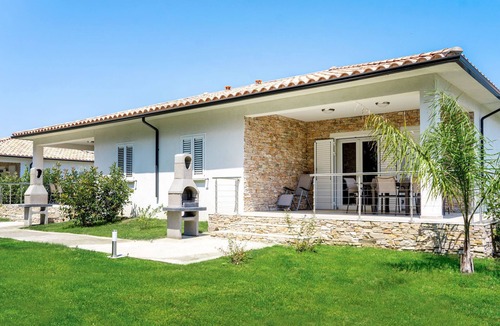 Ghisonaccia House | A Suara by Interhome