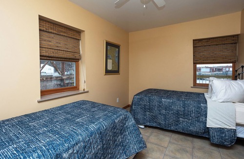 Michigan City Hotel | A Suite Place .5 mi from Beach