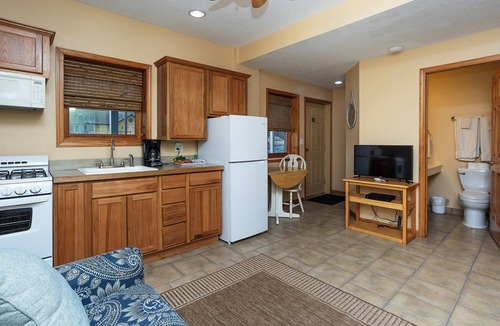 Michigan City Hotel | A Suite Place .5 mi from Beach