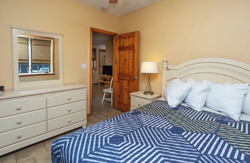 Michigan City Hotel | A Suite Place .5 mi from Beach