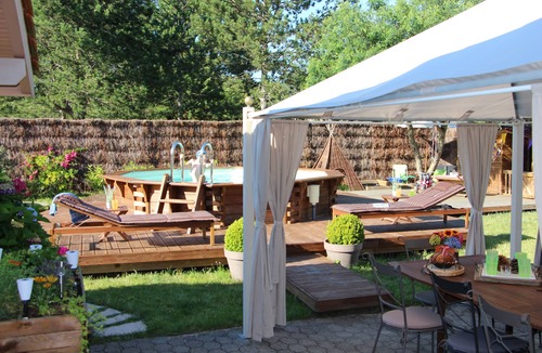 Sainte-Eulalie-en-Born House | "A summer at La Bichonnerie *