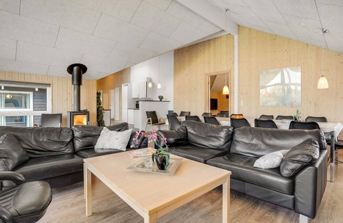 Høruphav House | A sumptuous, well-equipped vacation home for the athletically active.