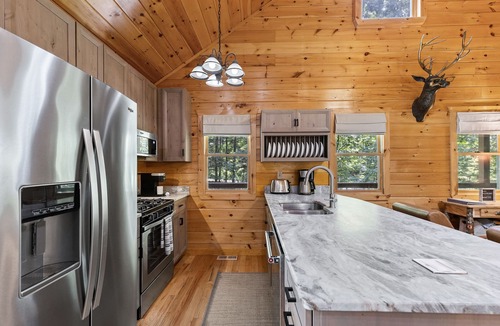 Blue Ridge Cabin | A Sweet Retreat in the Blue Ridge Mountains