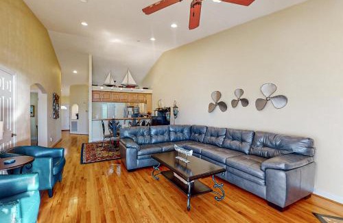 Huddleston House | A Sweet Retreat