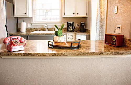 Canyon House | A sweet stay on Cherrywood Square