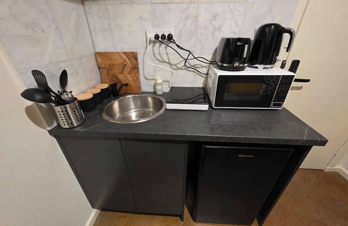 Seaholme House | A Sweet Studio for One