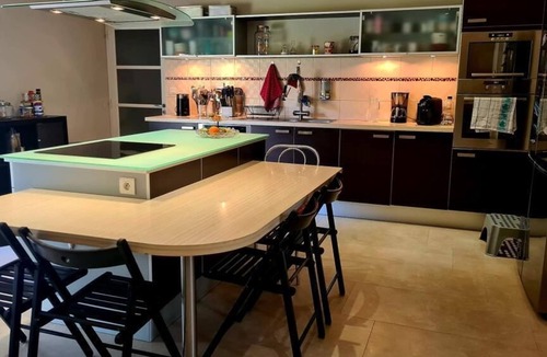 Aigrefeuille-sur-Maine Villa | A swimming pool in the vineyard!