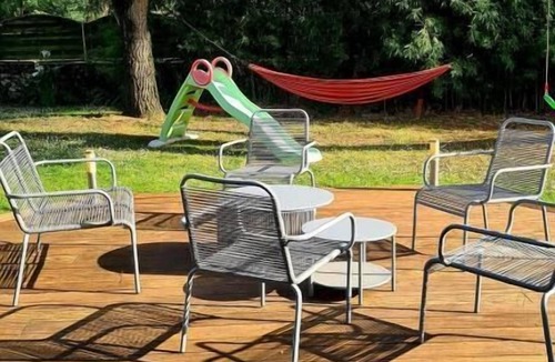 Aigrefeuille-sur-Maine Villa | A swimming pool in the vineyard!