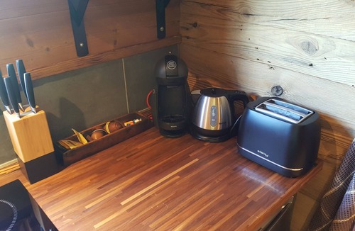 Saint-Victor-de-Cessieu Cottage | A taste of authenticity in a charming gite with Nordic bath