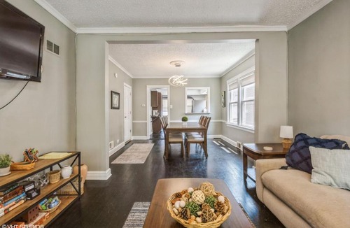 Chicago House | A terrific house for a large group.