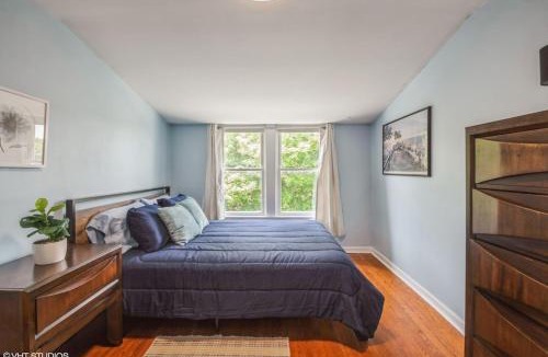 Chicago House | A terrific house for a large group.