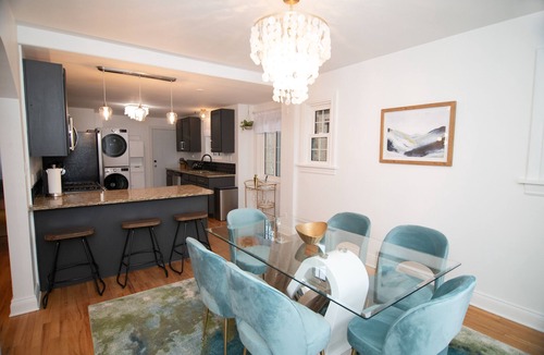 Cheyenne House | A Touch of Elegance