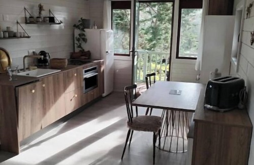 Les Moutiers-en-Retz House | A trailer by the sea