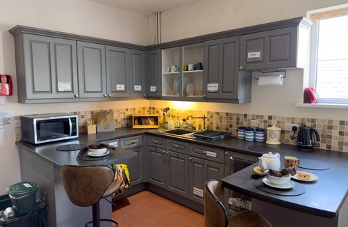 Borth House | A Tranquil haven with panaromic views.