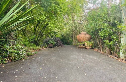 Bonogin House | A Tranquil Oasis in Nature