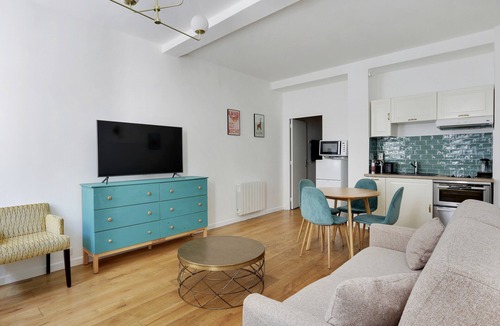 Quartier de l'Ecole-Militaire Apartment | A Trendy 1-BDR Apartment in Saint Germain