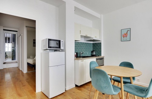 Quartier de l'Ecole-Militaire Apartment | A Trendy 1-BDR Apartment in Saint Germain